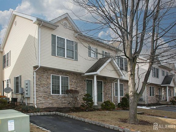 3rd image of 24 Henry St #A