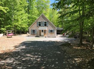 1733 High Point Dr, Frye Island, ME 04071