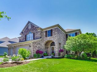 38W559 McQuire Pl, Geneva, IL 60134