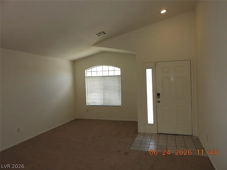 4916 Corsica Island St — Photo 3