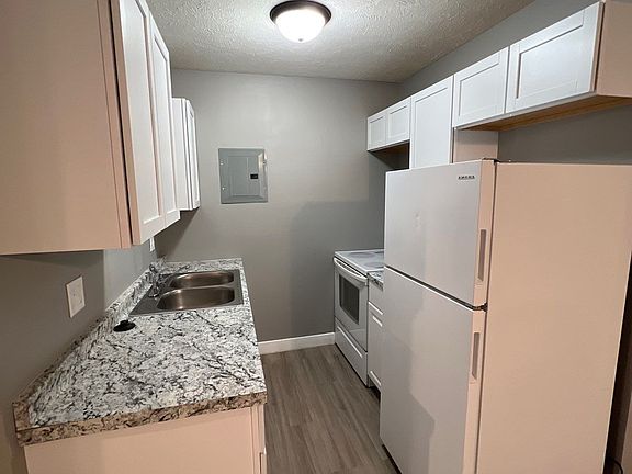 4th image of 1730 G St #1
