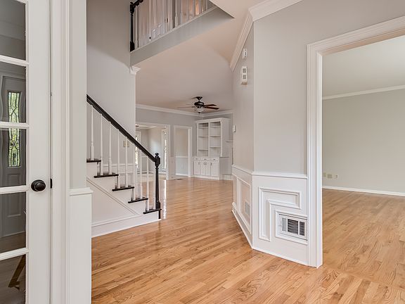 5th image of 9050 Twelvestones Dr
