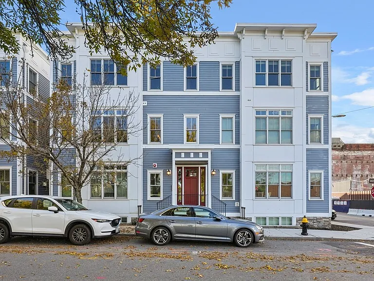 3 M St #6 — Photo 27