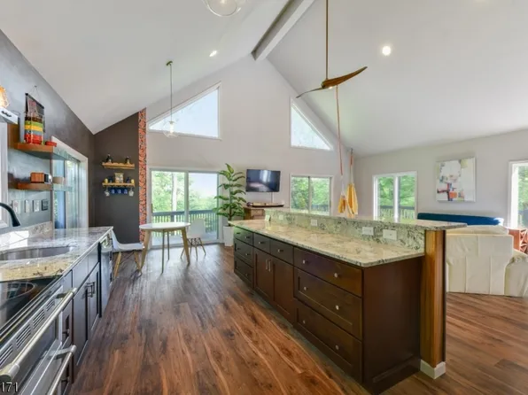 30 Old Indian Spring Rd, Byram Twp., NJ 07821