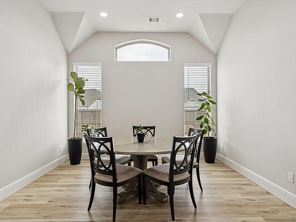 5th image of 9206 Blue Stem Ct