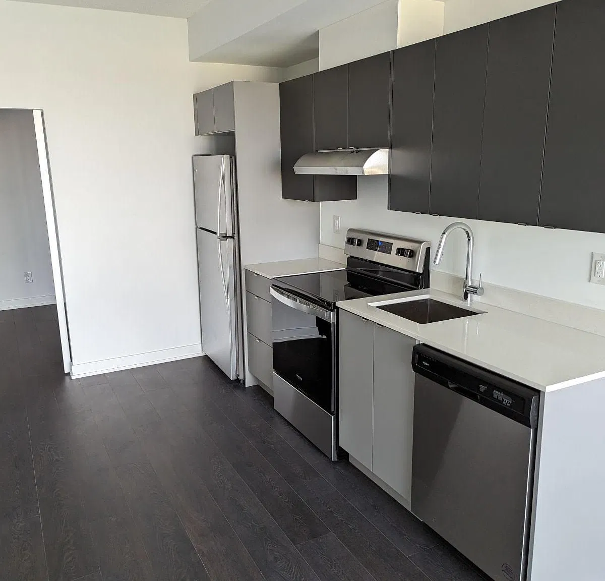 2 bed, $2,500 — Photo 2