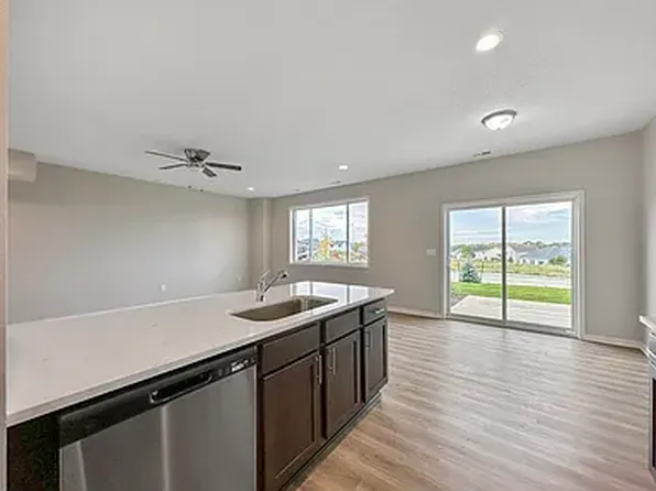 5623 Buckthorne Dr #5623, Pleasant Hill, IA 50327