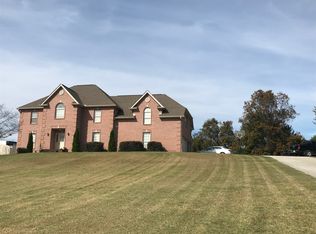 843 Chariot Dr, Seymour, TN 37865