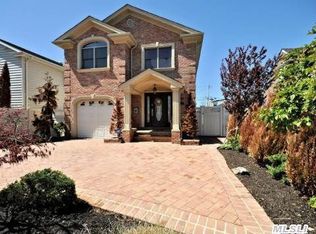 80 Rosebud Ave, Merrick, NY 11566