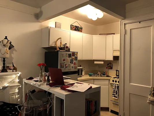 Rented by CNYC Apartments | media 25