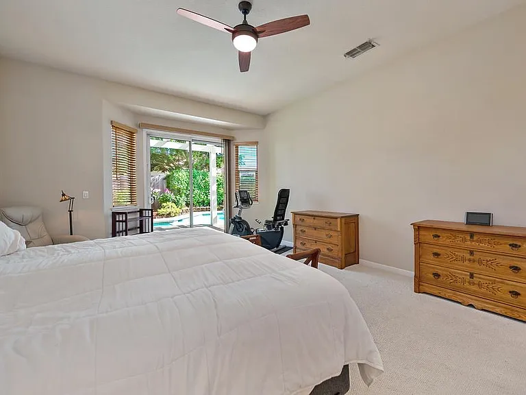 1649 Corbridge Dr — Photo 6