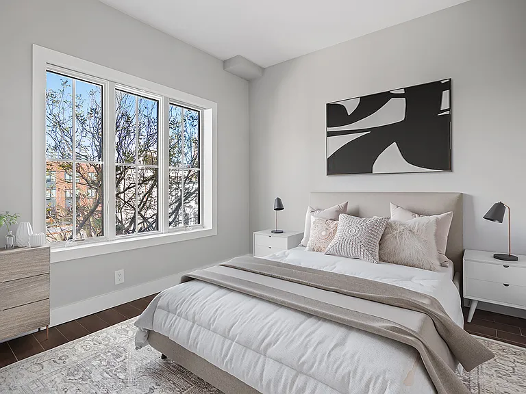 326 Bond St #4R — Photo 11