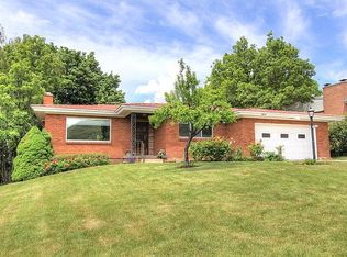 2859 E Saint Marys Way, Salt Lake City, UT 84108