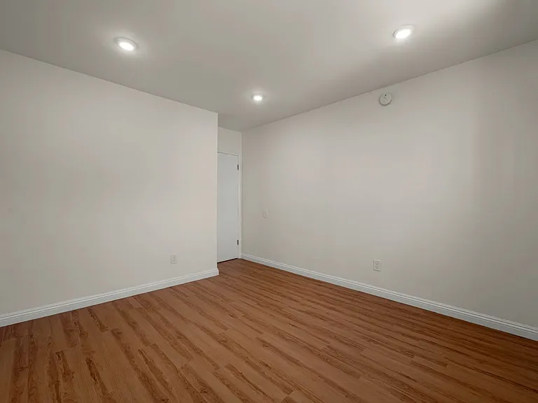 Yar5130 — Photo 13