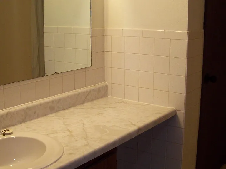 111 Pin Oak Dr #C — Photo 14