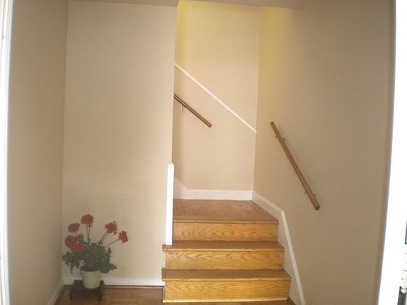 2nd image of 137 W Moltke St
