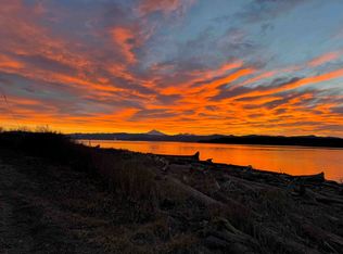 2660 Mackenzie Rd, Bellingham, WA 98226