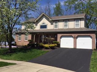 100 Long Hollow Dr, Etna, OH 43062