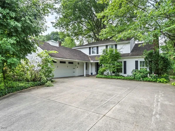 23580 Shaker Blvd, Shaker Heights, OH 44122