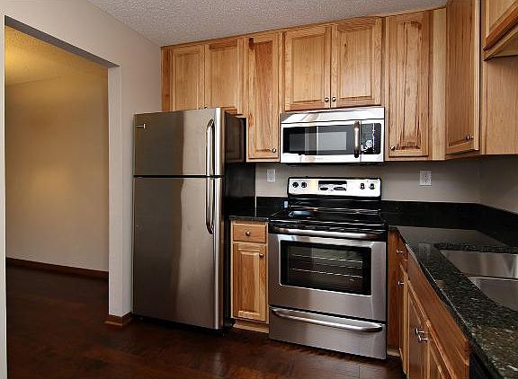 2nd image of 3440 Golfview Dr Unit 103