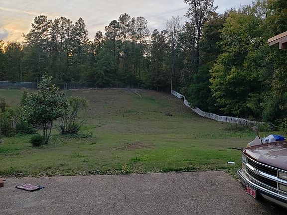 3rd image of 4920 10th Ave N