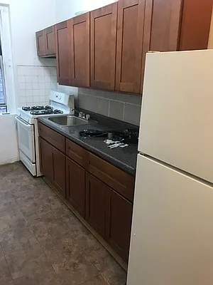 Rented by PMG Real Estate  | media 5