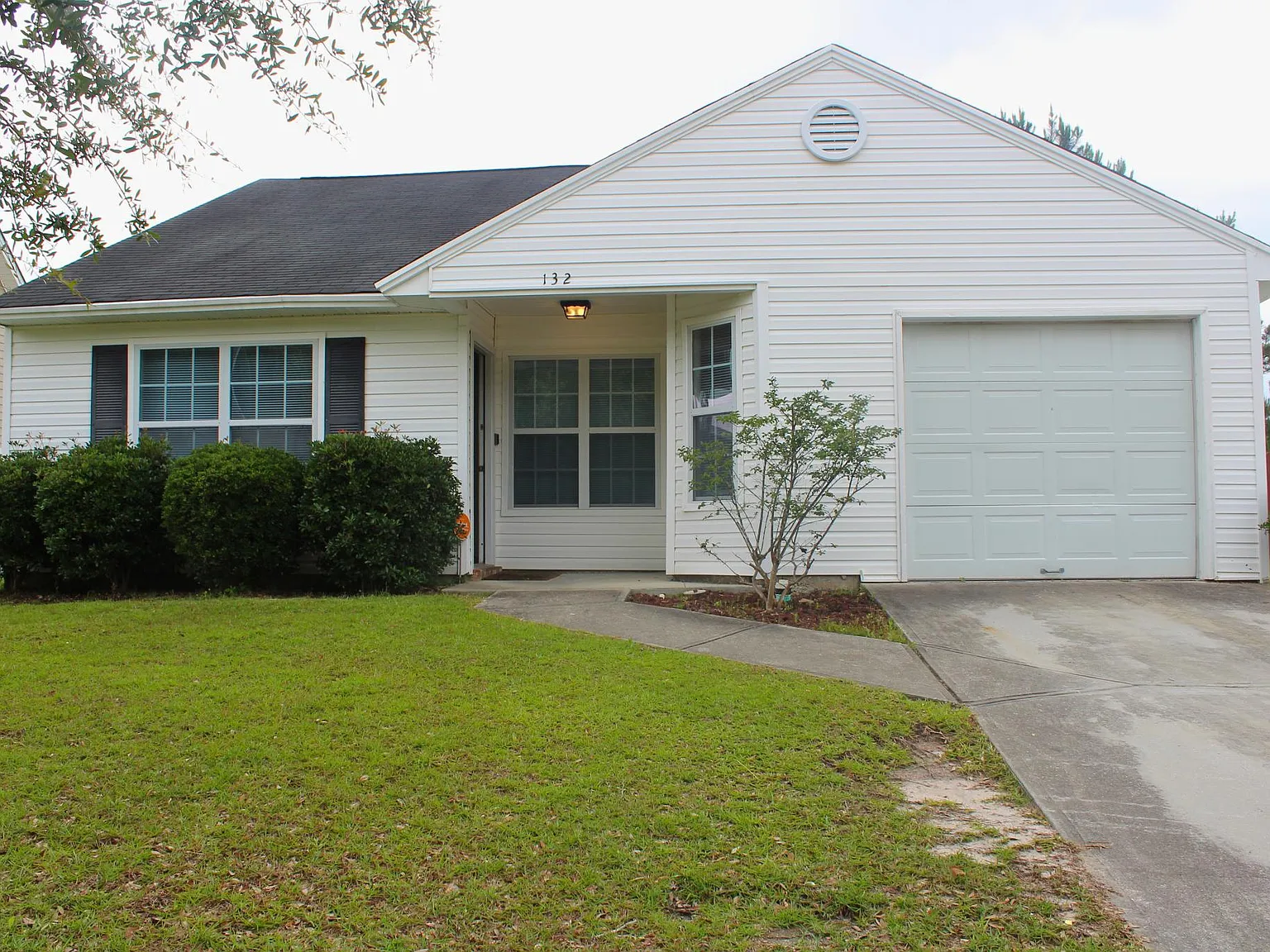 3 bed, 1244 sqft, $1,750 — Photo 4