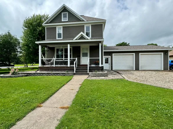 208 6th Ave E, Sisseton, SD 57262
