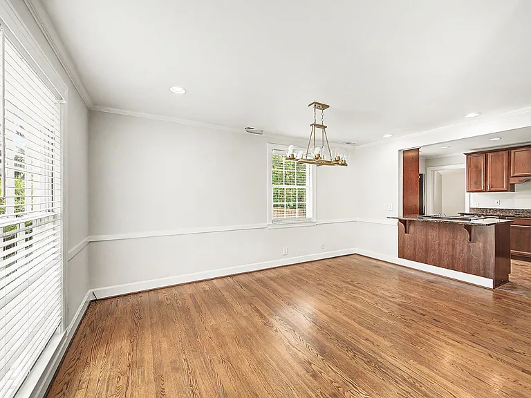 3501 Foxhall Rd — Photo 7