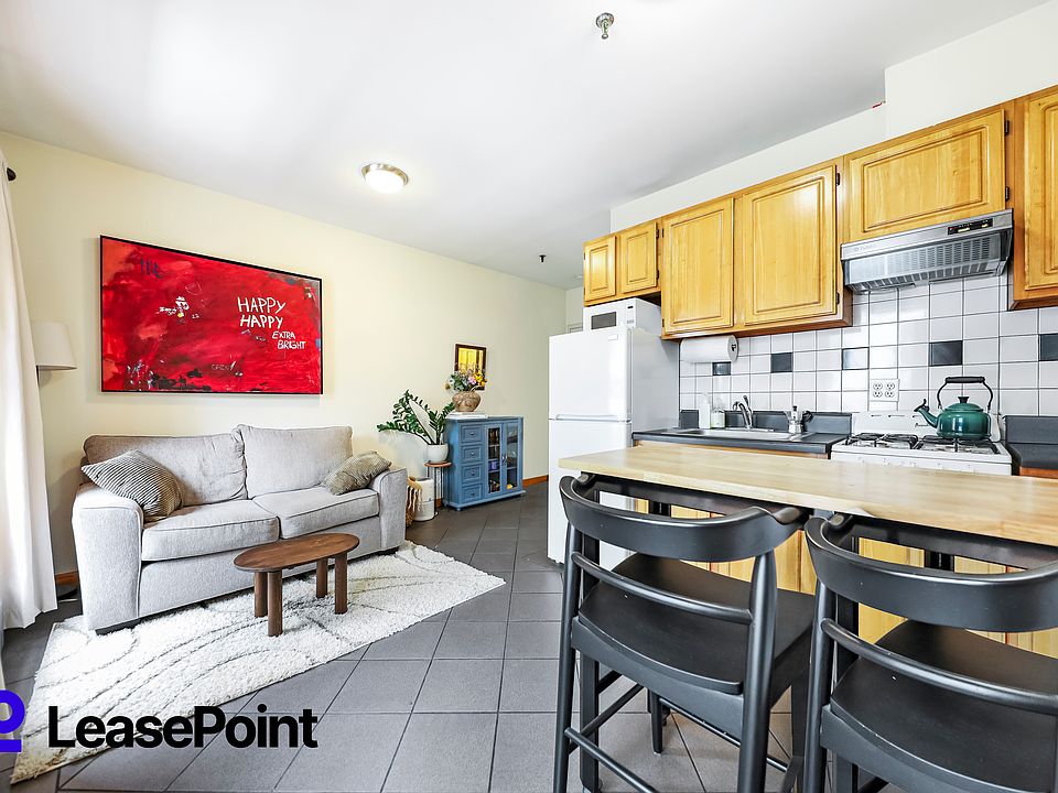 1st image of 525 9th Ave APT 3