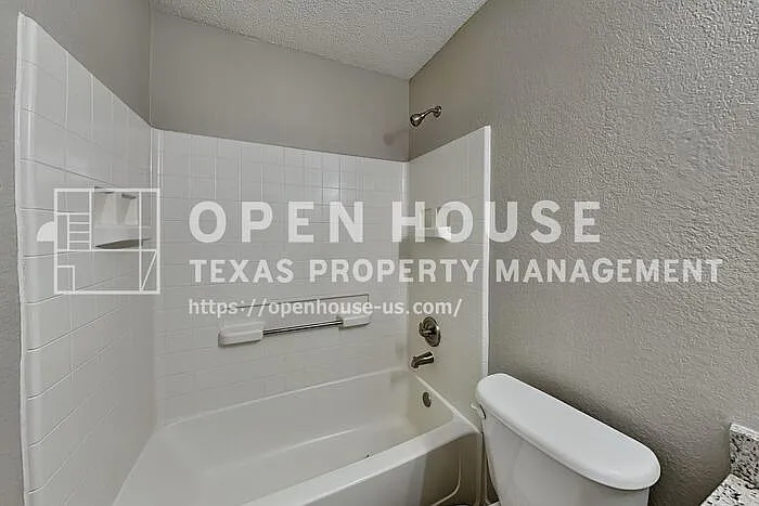 8809 Limestone Dr — Photo 17