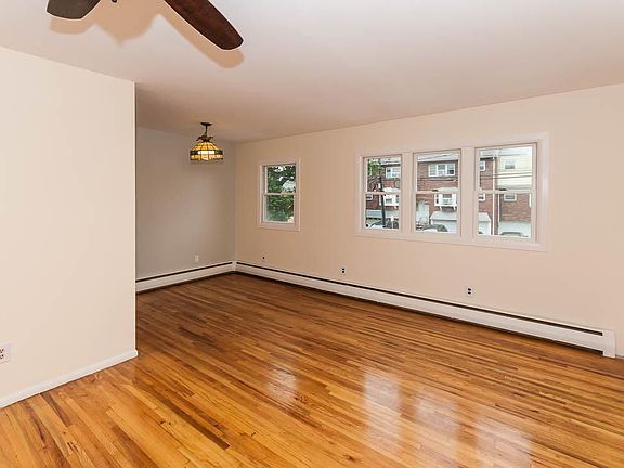 2nd image of 11 Marcy Ave
