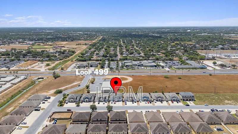 2 bed, 2.0 bath, 856 sqft, $1,175 — Photo 2