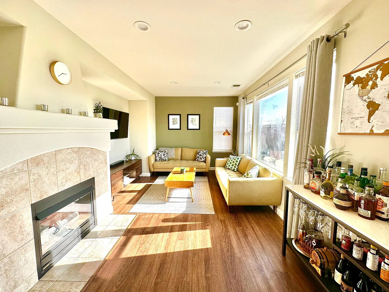 3 bed, 2.5 bath, 1866 sqft, $4,500 — Photo 4