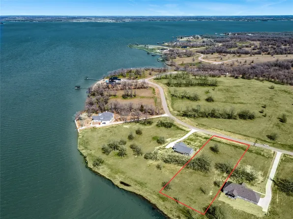 66 Admiral Shores Dr, Streetman, TX 75859