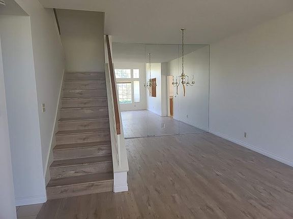 5th image of 1029 Amberton Ln
