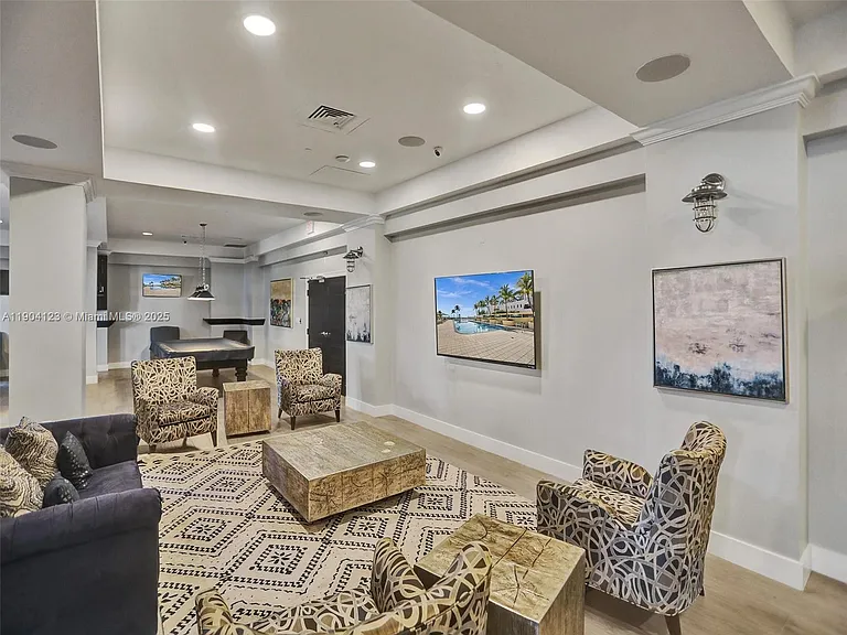 2501 S Ocean Dr #505 — Photo 24