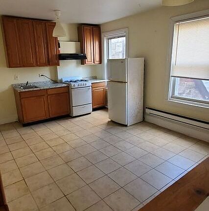 2nd image of 3806 Hamilton St APT 2
