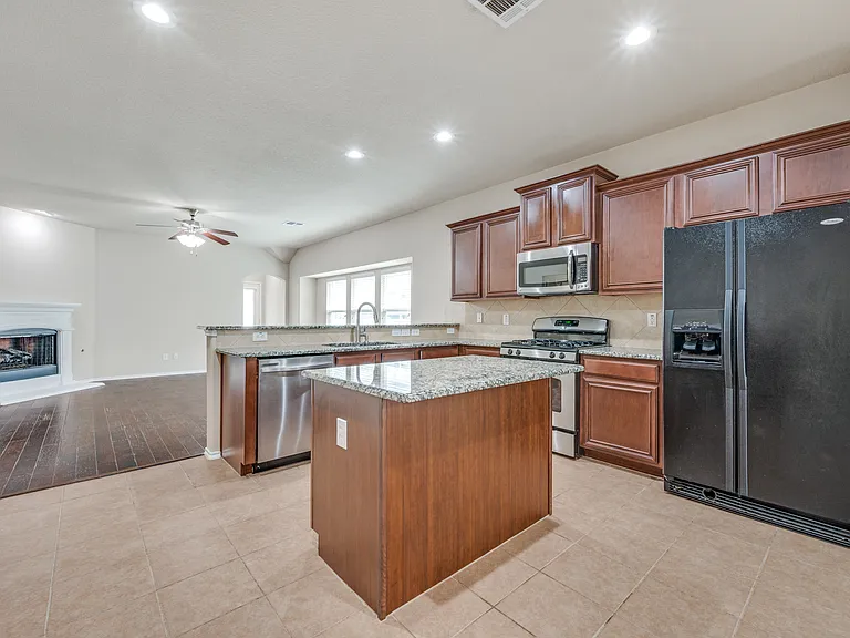9017 Eagle Dr — Photo 5