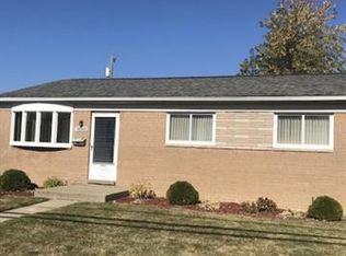 16043 Common Rd, Roseville, MI 48066