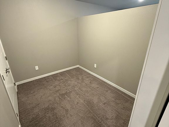 4th image of 801 Kraewood Dr #312