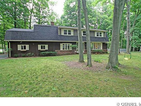 2nd image of 70 Matthew Dr