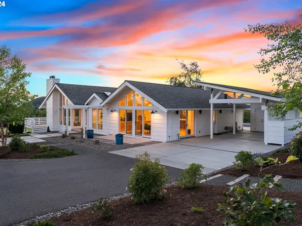 18771 S Whitten Ln, West Linn, OR 97068