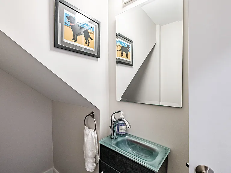15 Carmichael Ave — Photo 23