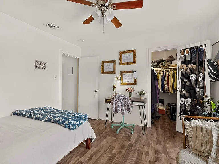 2613 Ektom Dr #C — Photo 3