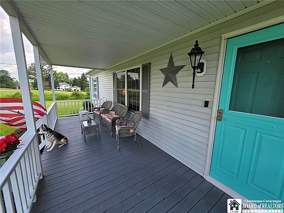 4th image of 2132 Swanson Rd
