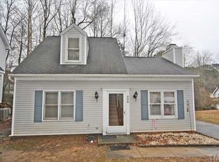 208 Cape Cod Dr, Cary, NC 27511