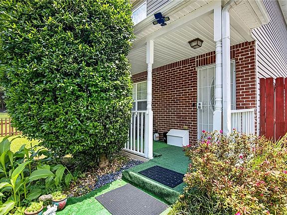 5th image of 5648 Feldwood Rd