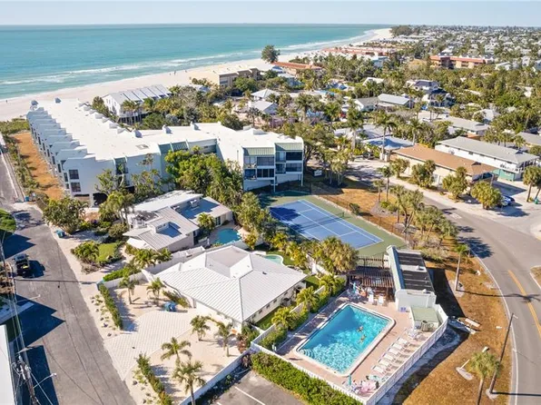 5608 Gulf Dr Unit 104, Holmes Beach, FL 34217