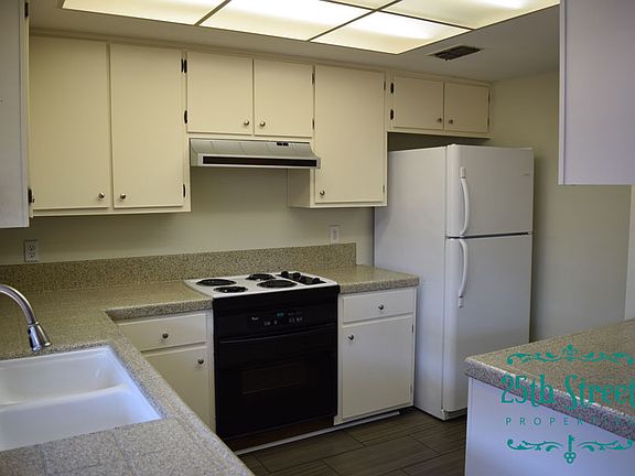 4th image of 5219 Gibbons Dr